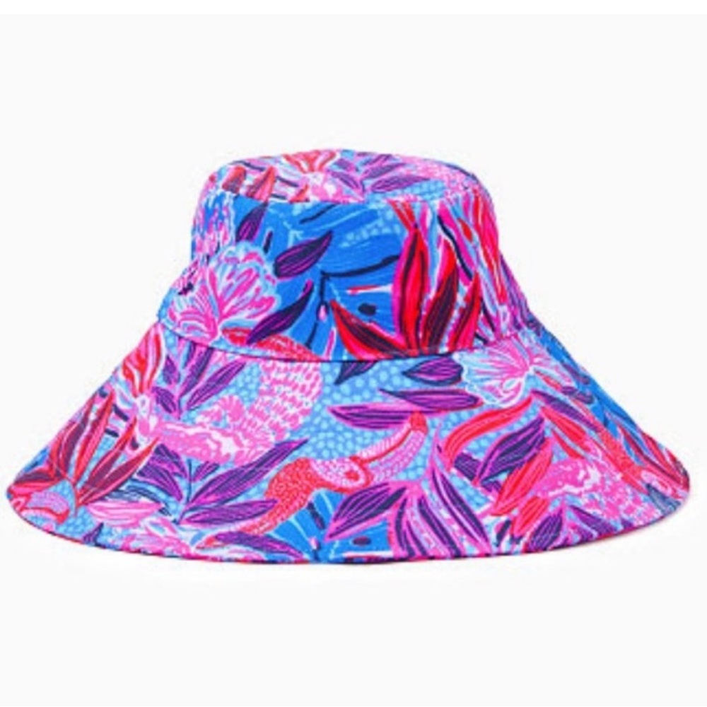 Lilly Pulitzer Sun Hat in Ruby Red Wild Times